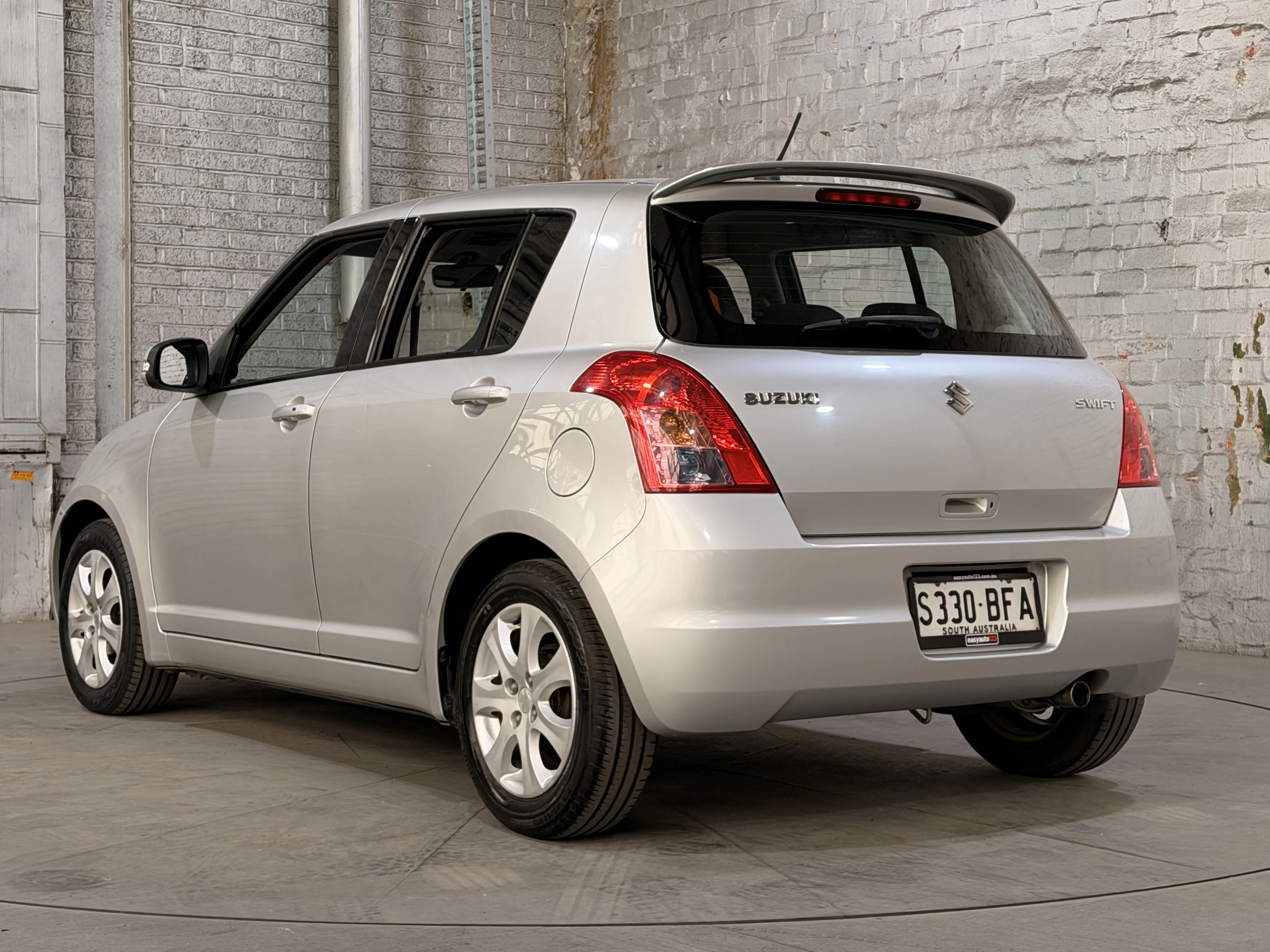 Photo 4