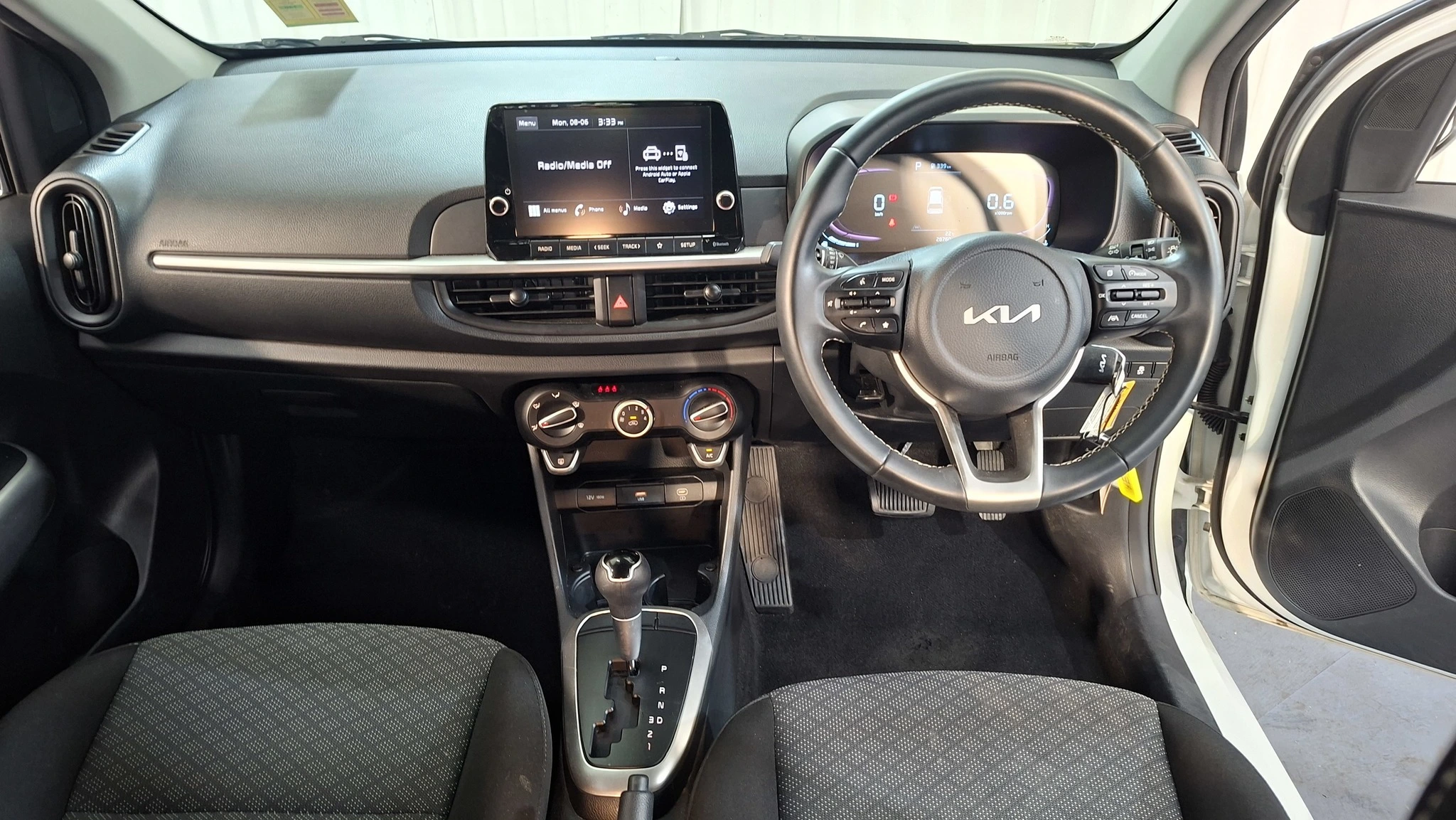Photo 23
