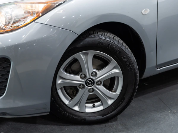 2013 Mazda 3 Neo Automatic Petrol FWD