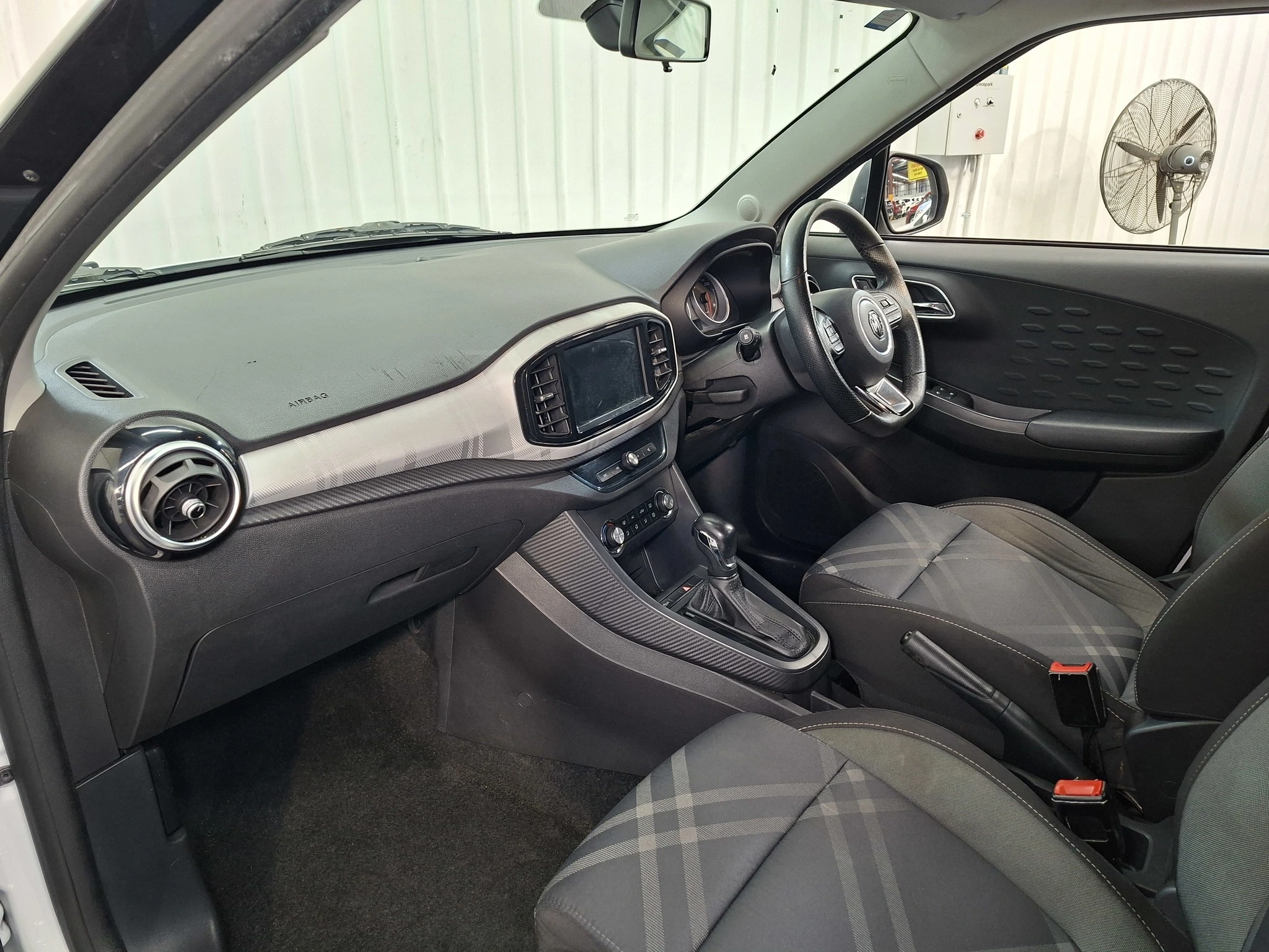 Photo 9