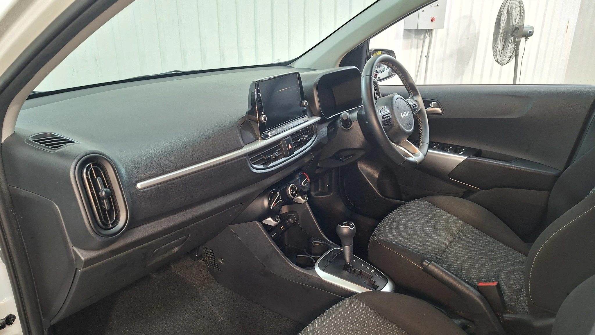 Photo 9