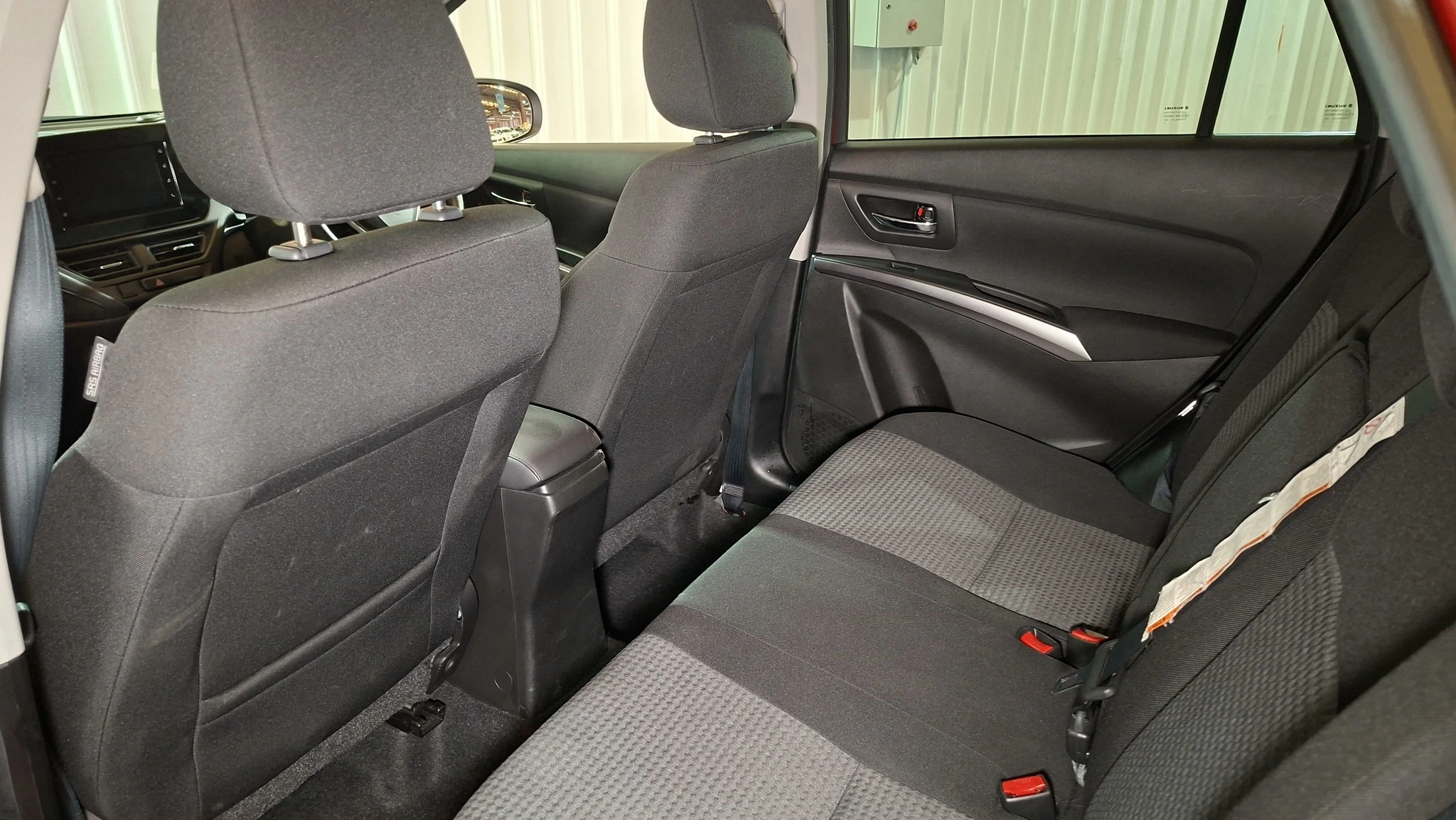 Photo 11