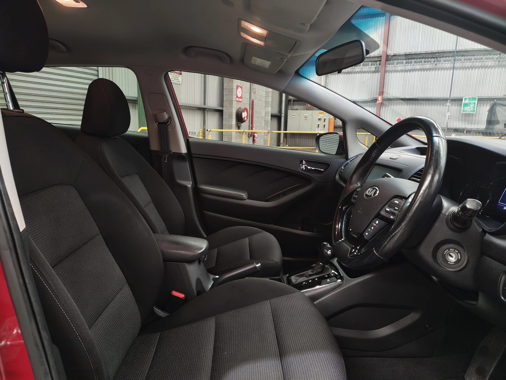 Photo 11