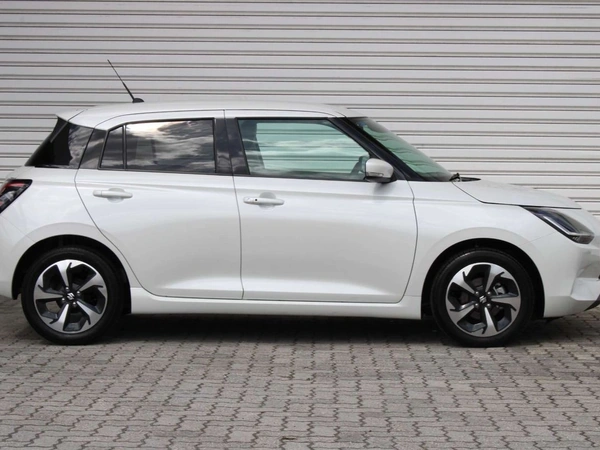 2025 Suzuki Swift Hybrid GLX UZ Automatic Petrol