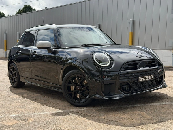 2025 Mini Cooper S JCW Sport 7-Speed Dual-Clutch FWD