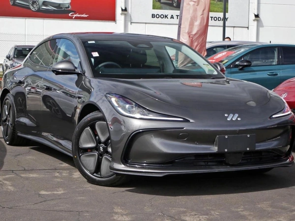 2026 Mg Im5 Premium Automatic Electric