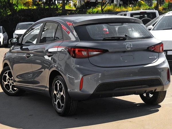 2025 Mg Mg3 Core Manual Diesel