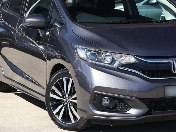 2017 Honda Jazz VTi-S Automatic FWD Reversing Camera