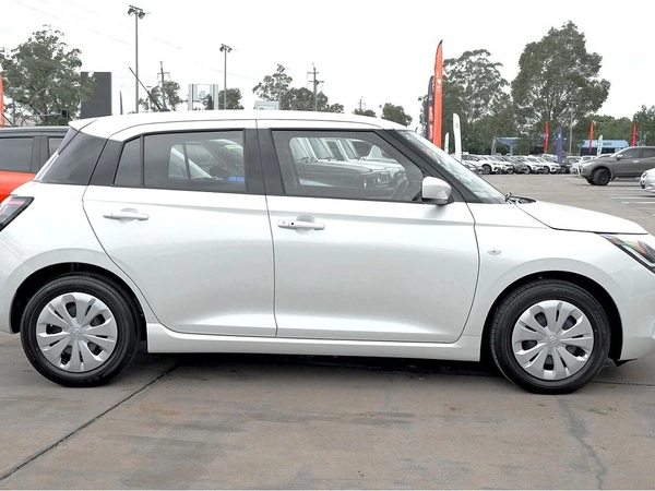 2025 Suzuki Swift Hybrid UZ Automatic FWD