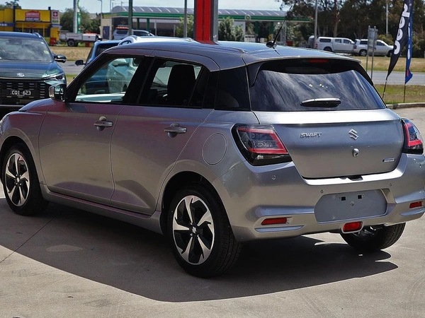2025 Suzuki Swift Hybrid GLX Automatic Heated Seats Apple CarPlay