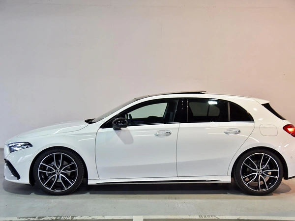 2026 Mercedes-Benz A200 AMG Styling Panoramic Sunroof