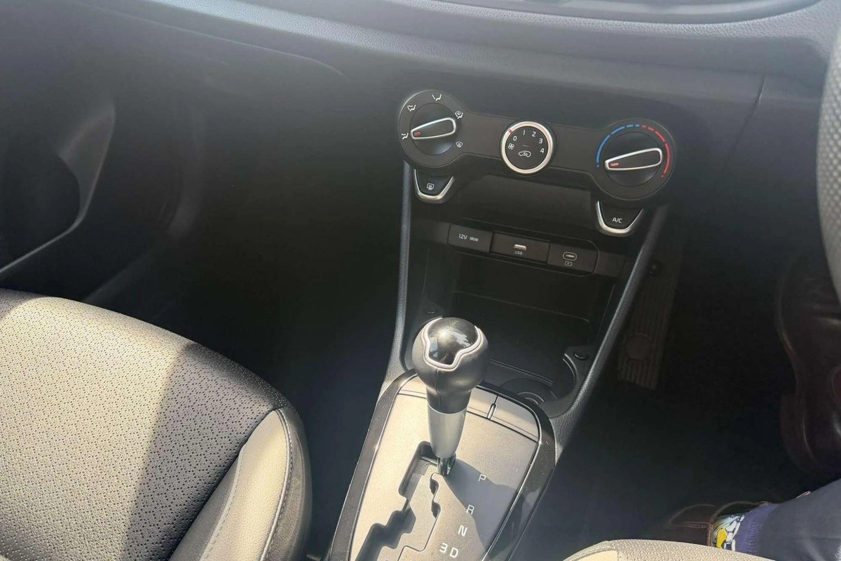 Photo 25