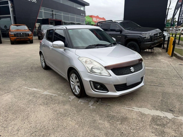 2015 Suzuki Swift GL Navigator Automatic FWD
