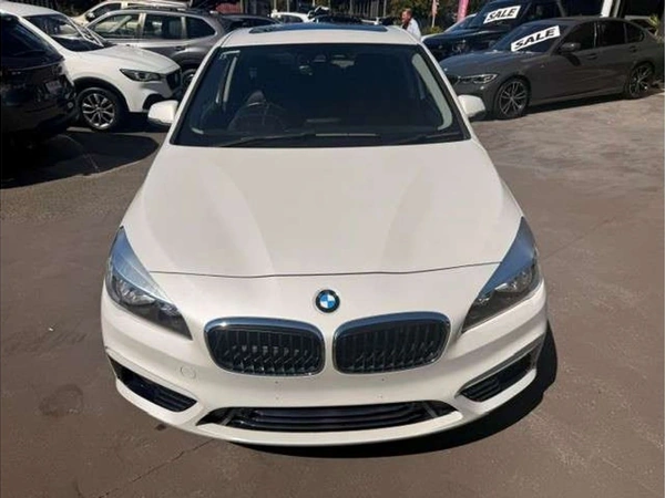 2015 BMW 2 Series 218i Sport Line Automatic FWD