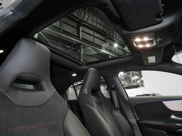 2024 Mercedes-Benz A200 Automatic Panoramic Sunroof Heated Seats
