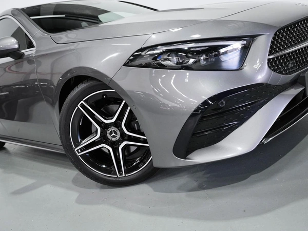 2024 Mercedes-Benz A200 Automatic Panoramic Sunroof Heated Seats