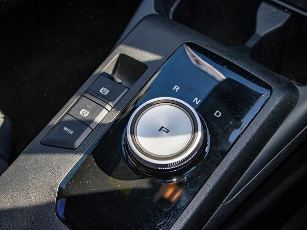 2025 MG Mg3 Essence Hybrid Automatic FWD Sunroof